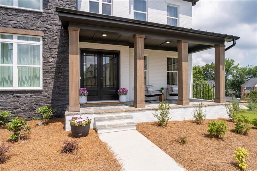 Exterior details and patio area of a home in , Alpharetta (Image 3).