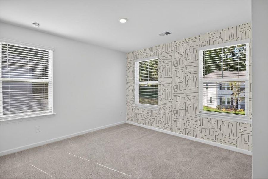 Spacious, unfurnished interior of a new home in Buice Lake, Acworth (Image 25).