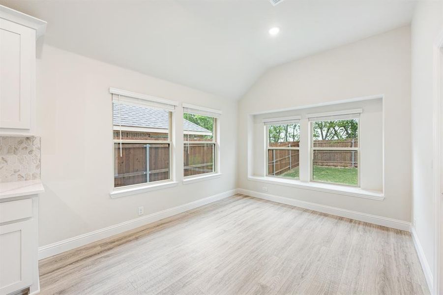 Spacious, unfurnished interior of a new home in Star Ranch, Godley (Image 24).