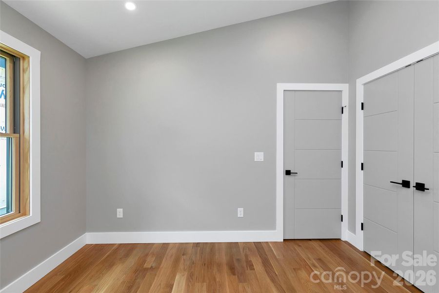 Spacious, unfurnished interior of a new home in , Brevard (Image 36).