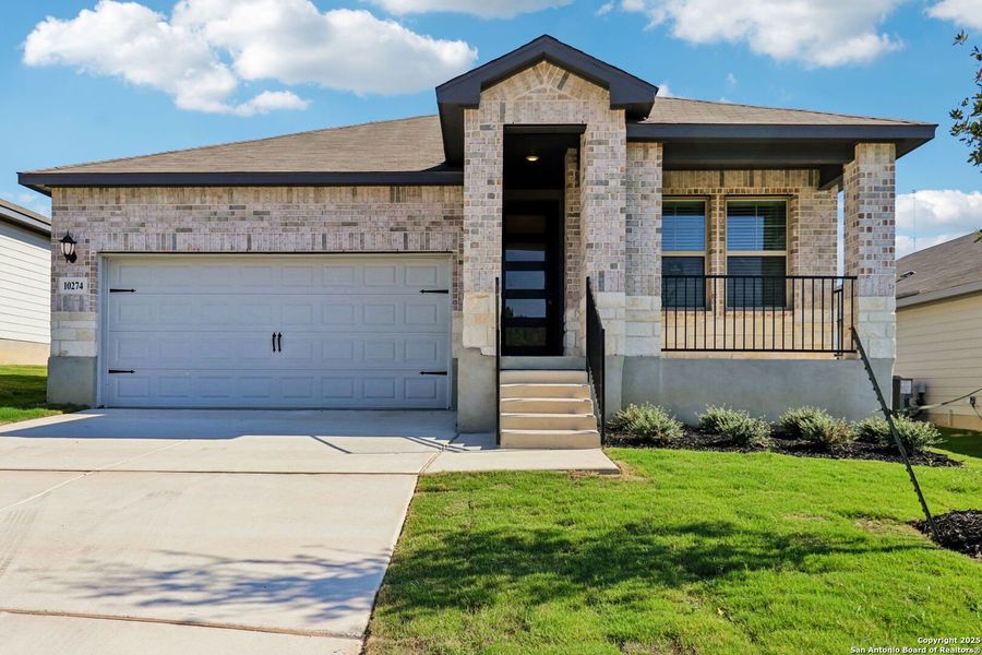 Exterior details and patio area of a home in Royal Crest, San Antonio (Image 25). Exterior details and patio area of a home in Royal Crest, San Antonio (Image 25).