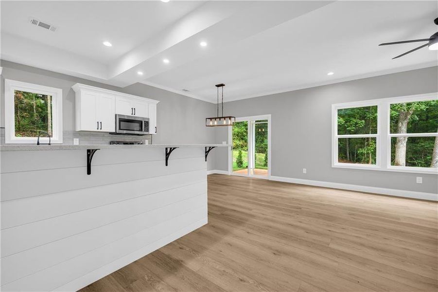 Spacious, unfurnished interior of a new home in , Franklin Springs (Image 35).
