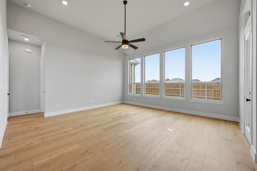 Spacious, unfurnished interior of a new home in Sandbrock Ranch: 60ft. lots, Aubrey (Image 18). Spacious, unfurnished interior of a new home in Sandbrock Ranch: 60ft. lots, Aubrey (Image 18).