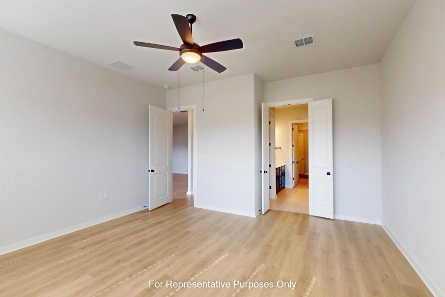 Spacious, unfurnished interior of a new home in Estancia West, Manchaca (Image 7). Spacious, unfurnished interior of a new home in Estancia West, Manchaca (Image 7).