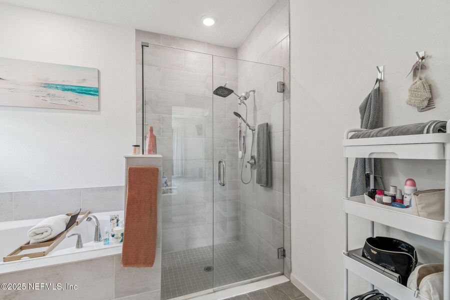 Furnished interior view inside a new home in Amelia Walk, Fernandina Beach (Image 29).