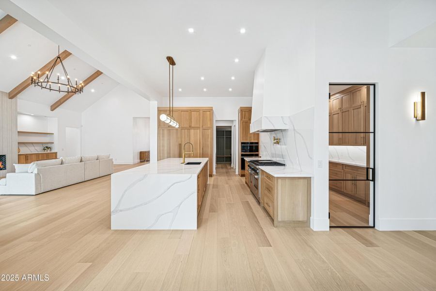 I2025111401-3 I2025111401-3