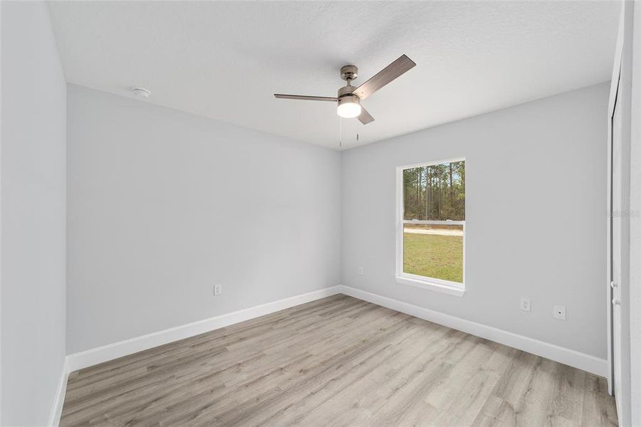 Spacious, unfurnished interior of a new home in , Dunnellon (Image 26).