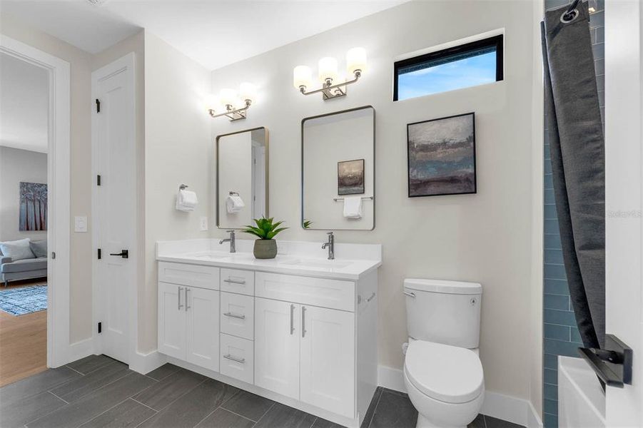 Furnished interior view inside a new home in , Winter Park (Image 6).