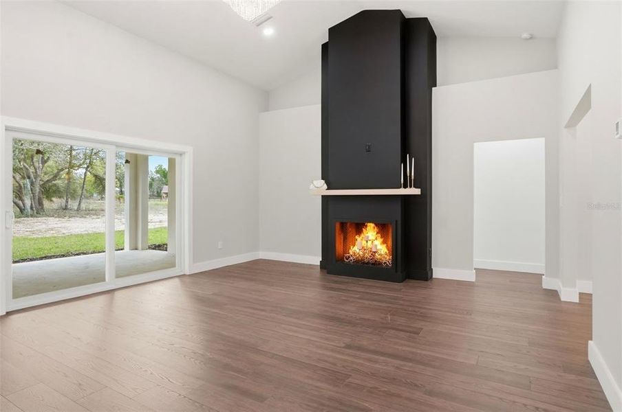 Spacious, unfurnished interior of a new home in , Webster (Image 54).