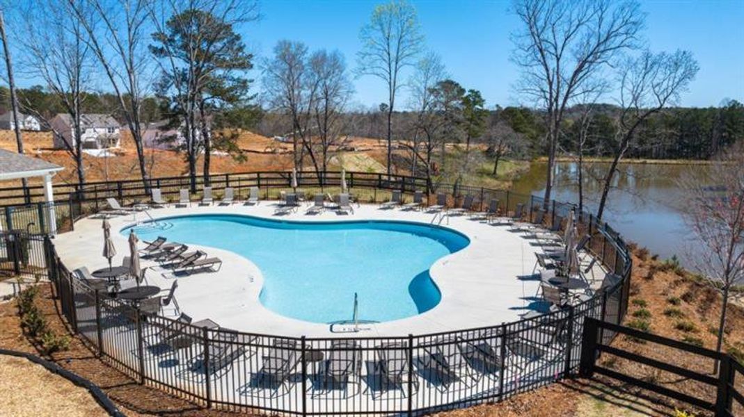 Community amenities in Thompson Ridge, Dallas (Image 61).