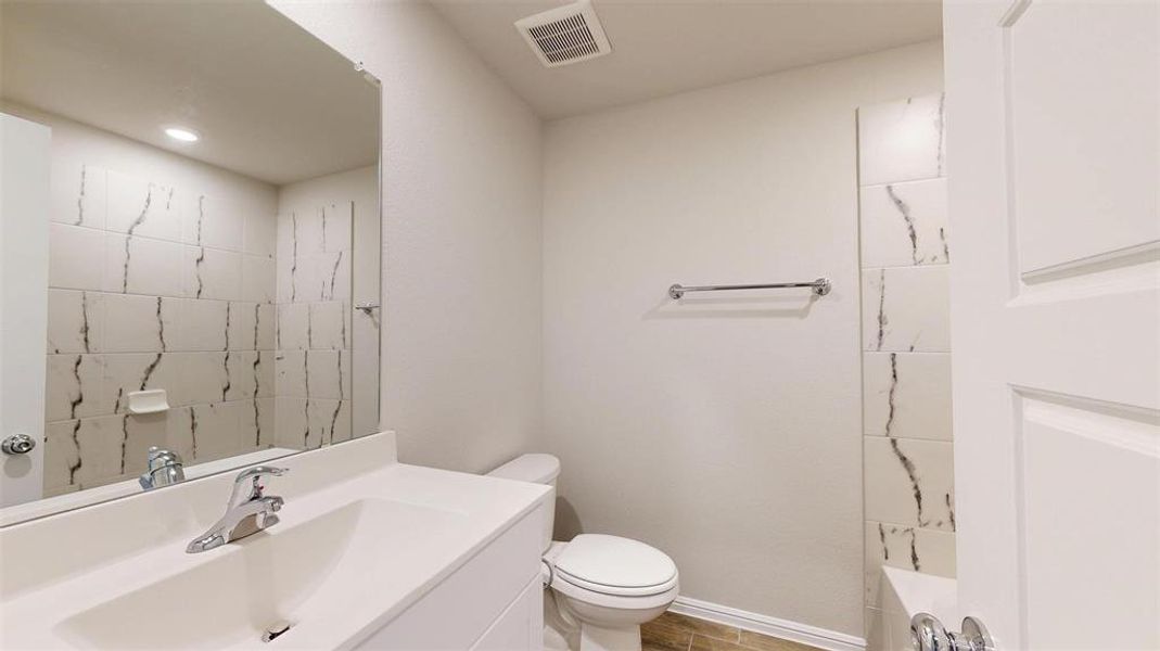 Furnished interior view inside a new home in Forest Park, Princeton (Image 10).