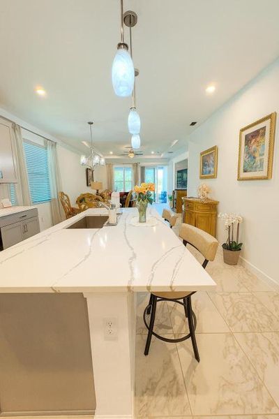 4958BAA7-20B2-4122-85BC-DF7201B6D019