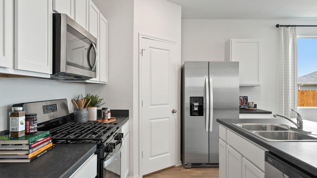 Furnished interior view inside a new home in Valverde, Bastrop (Image 7).
