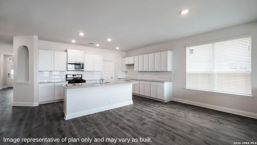 Furnished interior view inside a new home in Veranda, San Antonio (Image 9).