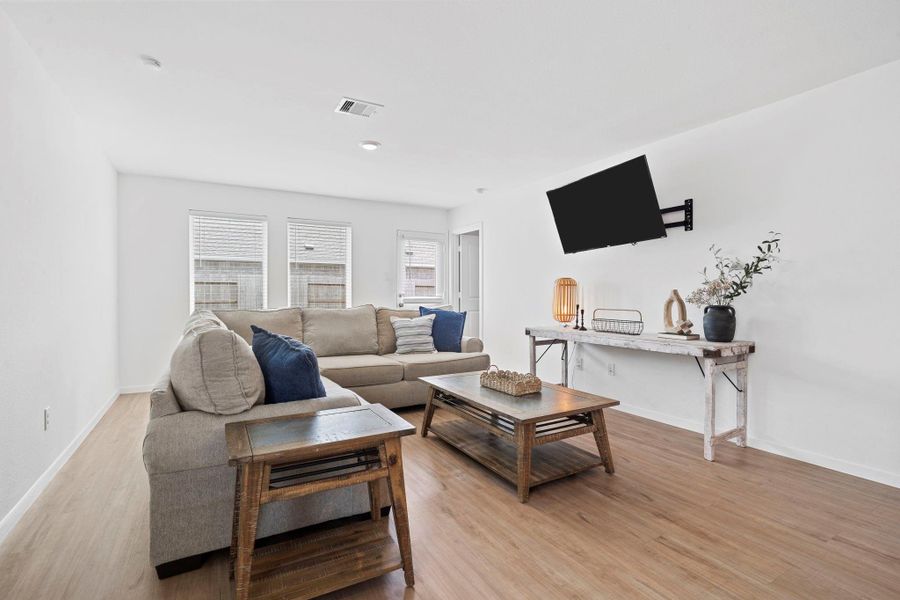 Furnished interior view inside a new home in Emberly: Watermill Collection, Beasley (Image 14). Furnished interior view inside a new home in Emberly: Watermill Collection, Beasley (Image 14).