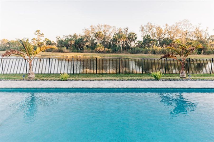 Community amenities in , Nokomis (Image 37).