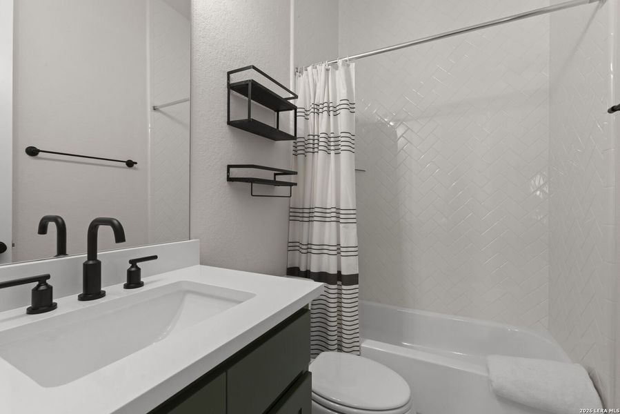 Furnished interior view inside a new home in Esperanza, Boerne (Image 5).