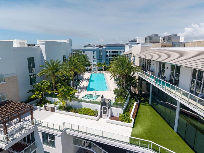 20 SE Mizner Blvd 503 17