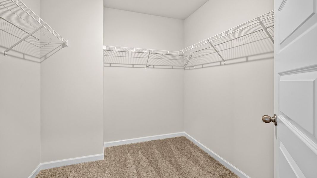 Representative unfurnished interior of a home built from the Saratoga by D.R. Horton in Poplar Preserve, Newnan (Image 23).