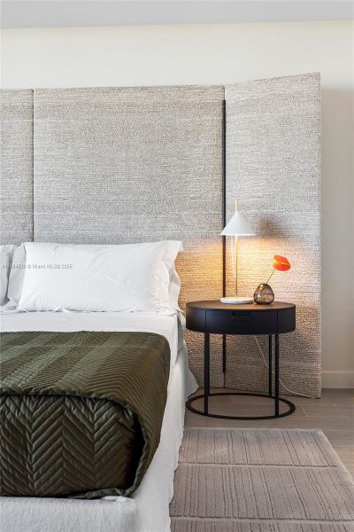 Image 29 of a home in .