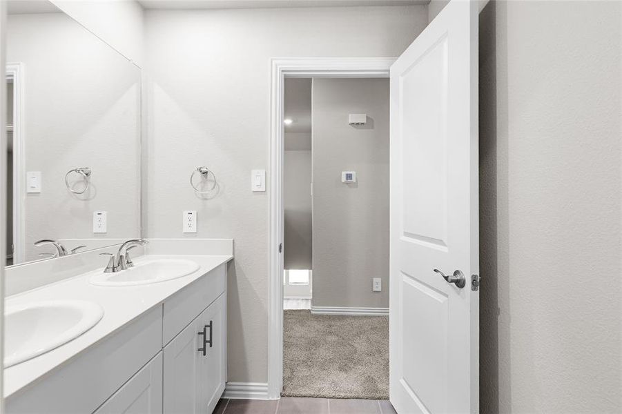 Furnished interior view inside a new home in Stratton Place, Greenville (Image 5).