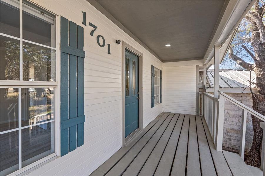 Exterior details and patio area of a home in , Weatherford (Image 2). Exterior details and patio area of a home in , Weatherford (Image 2).