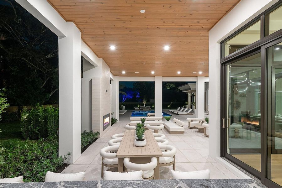 Image 85 of a home in .