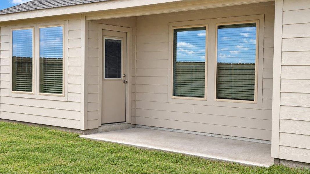 Exterior details and patio area of a home in Royal Oak South, Corpus Christi (Image 3). Exterior details and patio area of a home in Royal Oak South, Corpus Christi (Image 3).