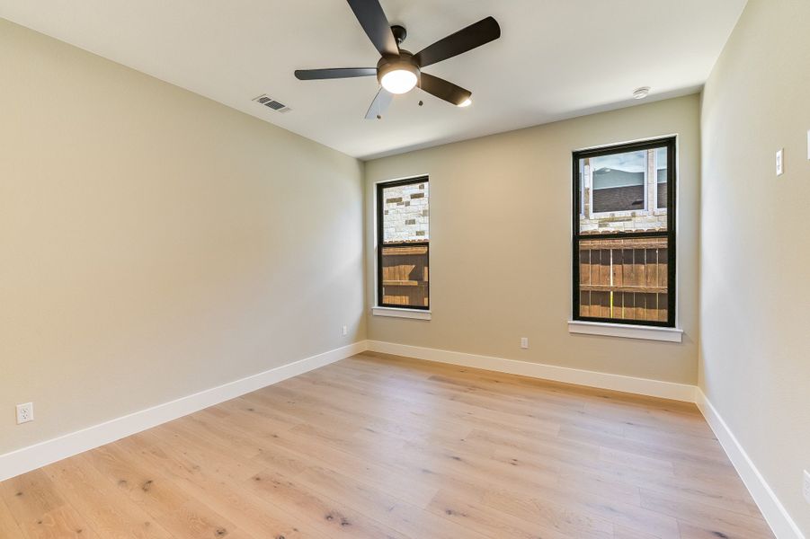 Representative unfurnished interior of a home built from the Sapphire by Giddens Homes in Riverstone, Georgetown (Image 62).