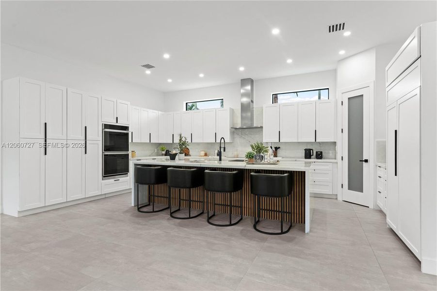 Furnished interior view inside a new home in , Plantation (Image 29).