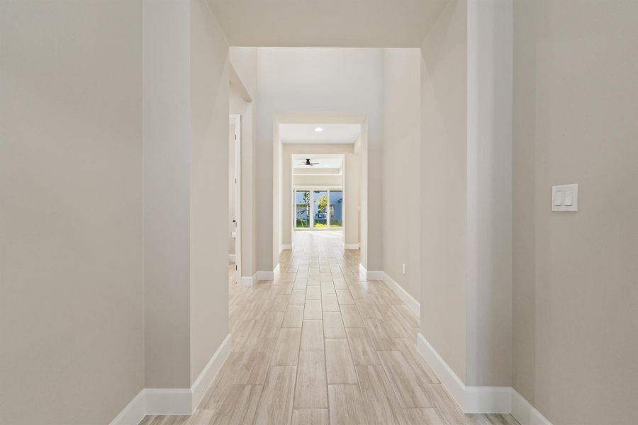 Spacious, unfurnished interior of a new home in , Westlake (Image 16).