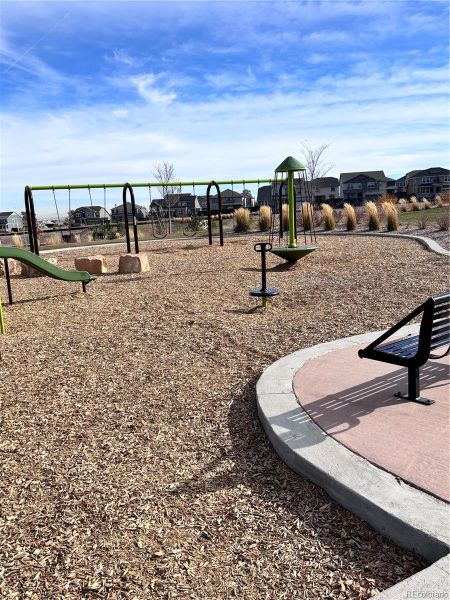 Community amenities in Willow Bend, Thornton (Image 25). Community amenities in Willow Bend, Thornton (Image 25).