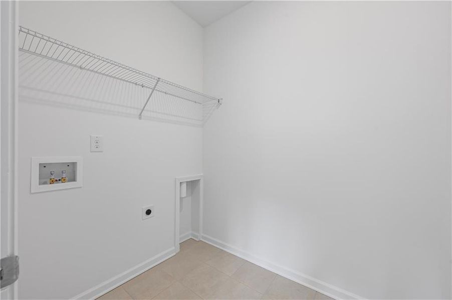 Spacious, unfurnished interior of a new home in Avery Ridge, Gainesville (Image 17).