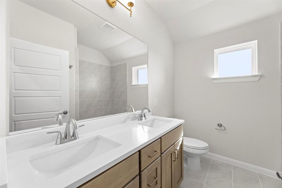 24. 2317 Cottonbelt - 4TH Bath