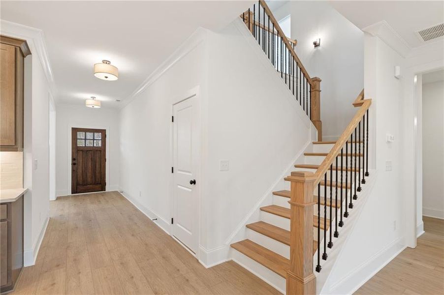 Spacious, unfurnished interior of a new home in Prescott Manor, Canton (Image 33).