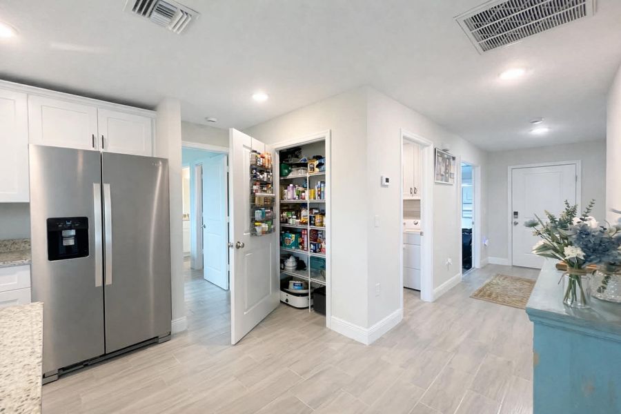 24875998-9ef9-4d32-afa7-ea5d024ecc0d