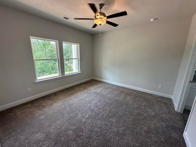 Spacious, unfurnished interior of a new home in Windsor Townhomes, North Augusta (Image 12).