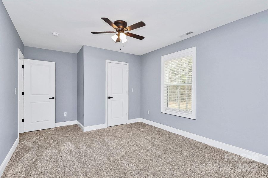 Spacious, unfurnished interior of a new home in , Charlotte (Image 21).