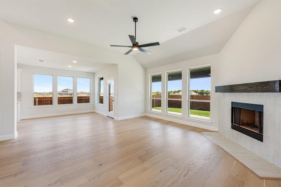 Spacious, unfurnished interior of a new home in Hunters Ridge, Crowley (Image 31).