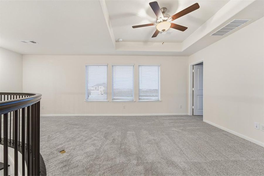 Spacious, unfurnished interior of a new home in Green Meadows, Celina (Image 13).