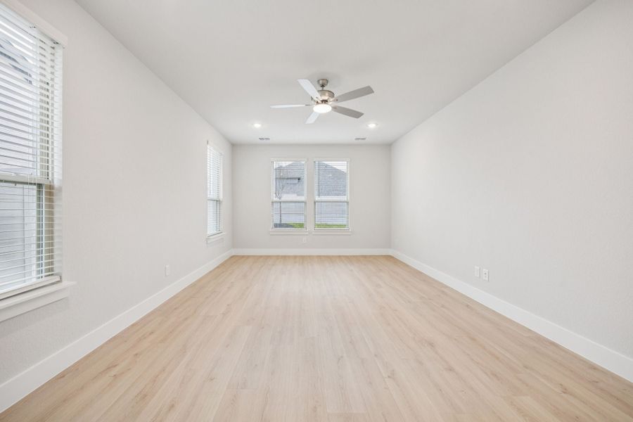 Representative unfurnished interior of a home built from the Majestic by Centre Living Homes in Painted Tree Woodland West, McKinney (Image 18). Representative unfurnished interior of a home built from the Majestic by Centre Living Homes in Painted Tree Woodland West, McKinney (Image 18).