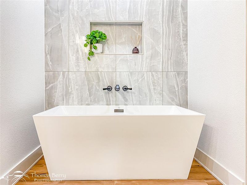 Close-up of interior finishes inside a home in , Abilene (Image 20).