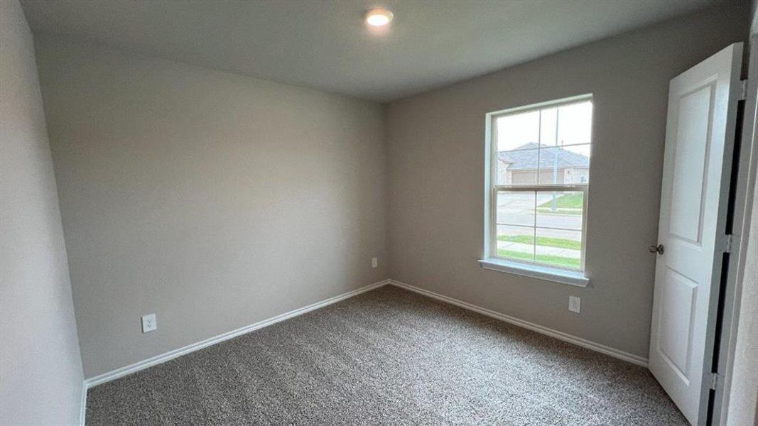 Spacious, unfurnished interior of a new home in Rosewood at Beltmill, Fort Worth (Image 9).
