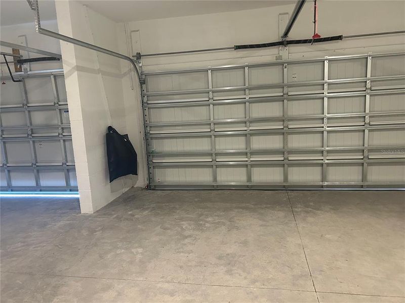 Spacious, unfurnished interior of a new home in Oakfield Trails Traditional, Parrish (Image 4).