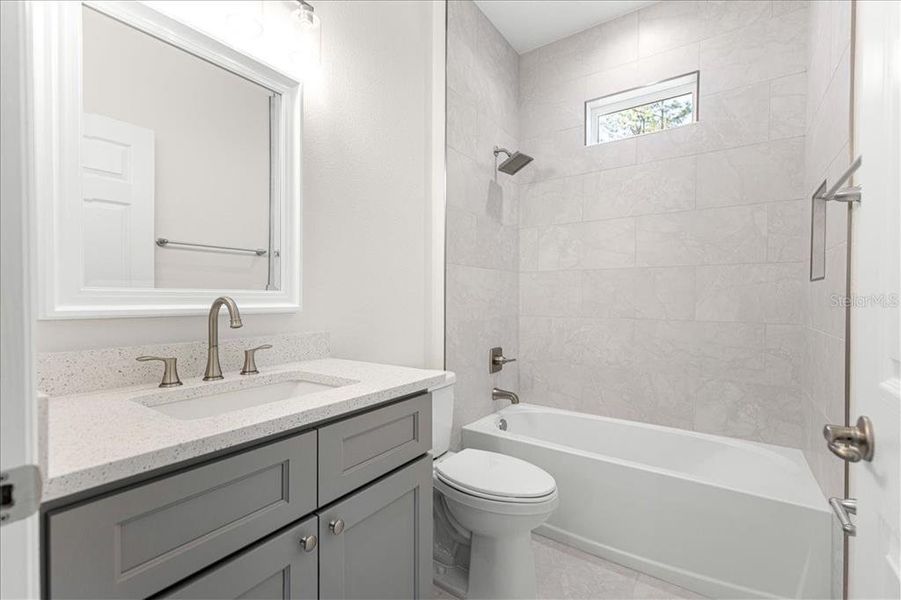 Furnished interior view inside a new home in , Dunnellon (Image 16).