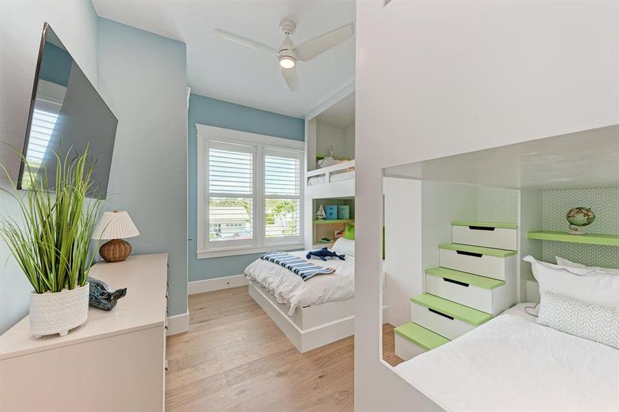 Furnished interior view inside a new home in , Holmes Beach (Image 41).