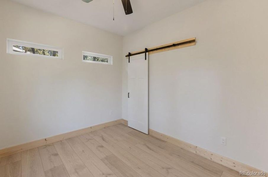 Spacious, unfurnished interior of a new home in , Florissant (Image 13).