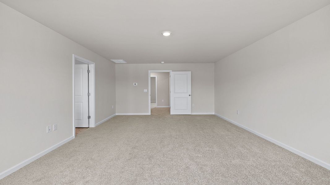 Spacious, unfurnished interior of a new home in Spring Ridge, Anderson (Image 29).