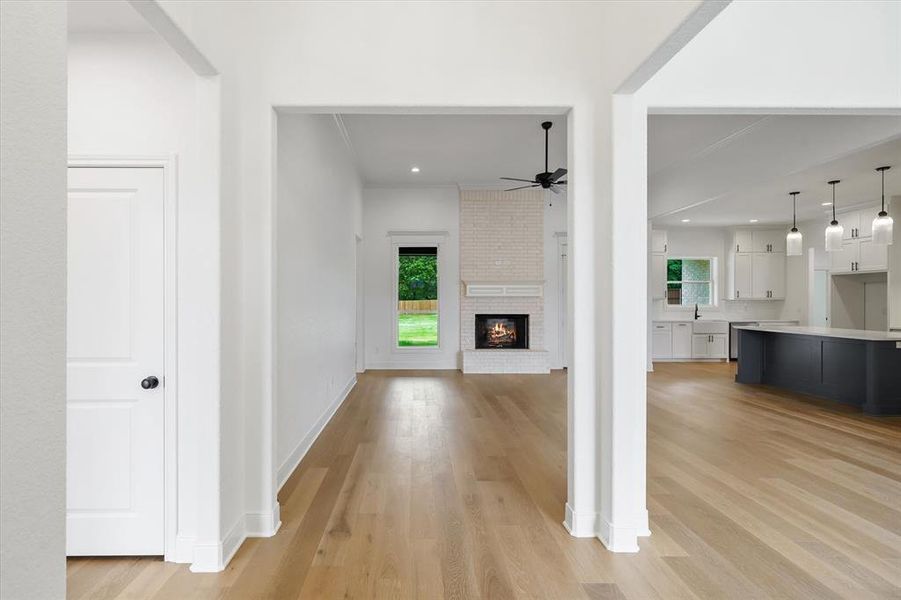 Spacious, unfurnished interior of a new home in , Tyler (Image 26).