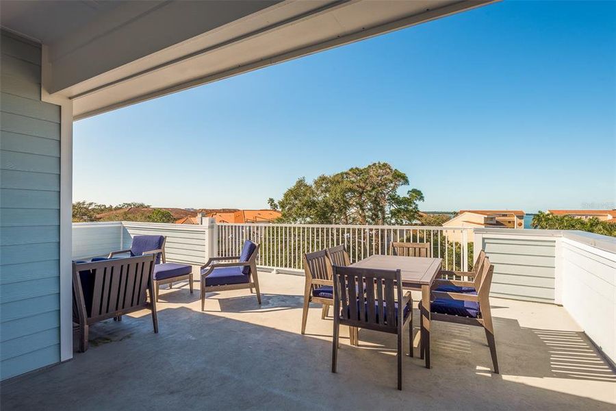 Previous completed project by same builder Previous completed project by same builder